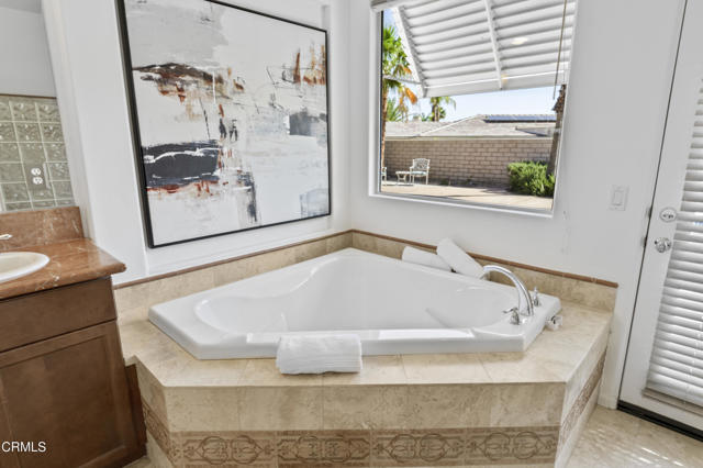 Detail Gallery Image 32 of 56 For 2250 N Hermosa Dr, Palm Springs,  CA 92264 - 4 Beds | 4/1 Baths