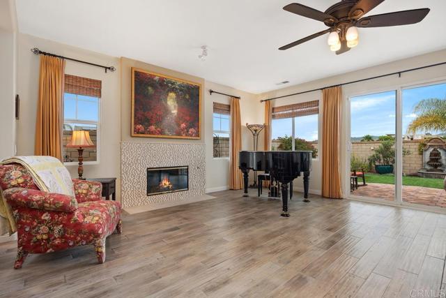 601 Carnation Court, San Marcos CA: https://media.crmls.org/mediaz/0233276e-0c80-4fee-9710-e1e17929d820.jpg
