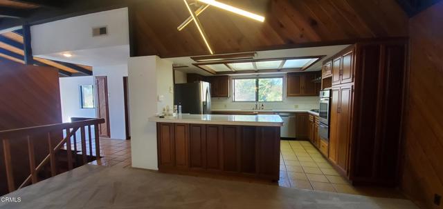5060 Collis Avenue, South Pasadena CA: https://media.crmls.org/mediaz/02332f1f-8b4c-4064-88cc-0aa7bcfb432f.jpg