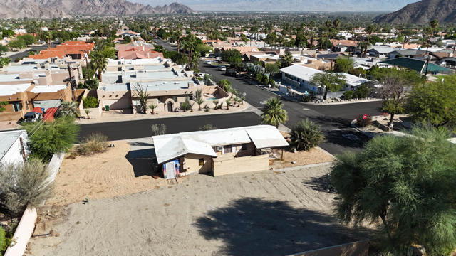 77643 Temecula, La Quinta CA: https://media.crmls.org/mediaz/0233ce1c-76a7-4312-b765-06bd0f927ced.jpg