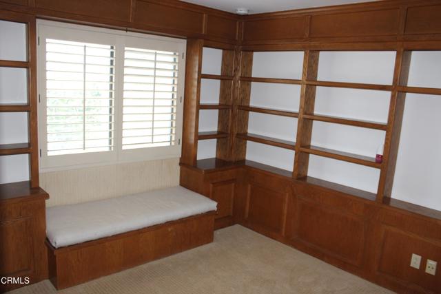 14062 Atwood Court, Moorpark CA: https://media.crmls.org/mediaz/02341685-2d71-428d-a362-4f55efe345f6.jpg
