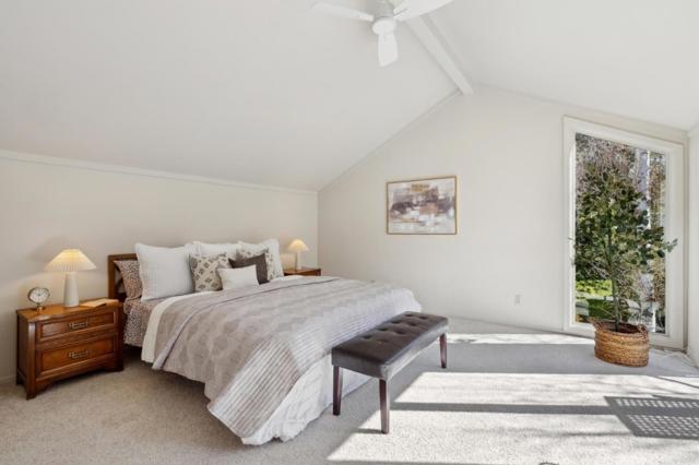 28064 Heron Court, Carmel CA: https://media.crmls.org/mediaz/0235ea11-e739-4db5-bdd4-26f17ae7db94.jpg