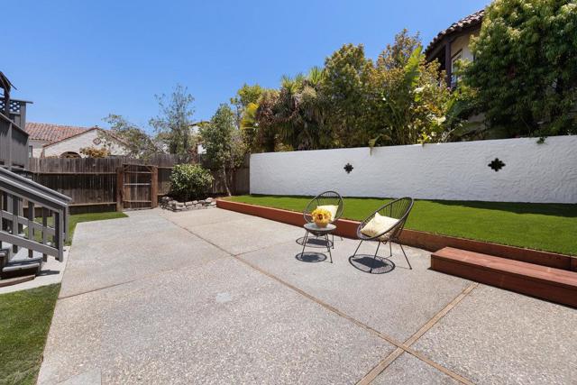 351 Elder Avenue, Millbrae CA: https://media.crmls.org/mediaz/0236bbb8-3a59-4542-97a0-7f1f6ffa3086.jpg
