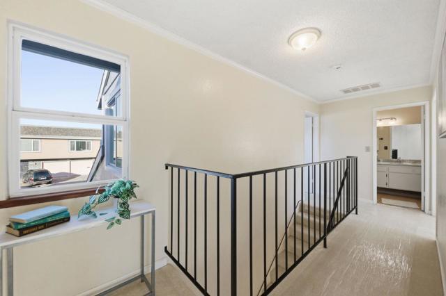 55 Saint James Court, Daly City CA: https://media.crmls.org/mediaz/02386643-045b-46e2-b45b-b3f6483f3f8f.jpg