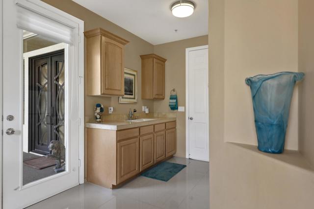 79505 Saint Margarets Bay, Bermuda Dunes CA: https://media.crmls.org/mediaz/0239865d-077c-4717-84cf-14f6268a83c7.jpg