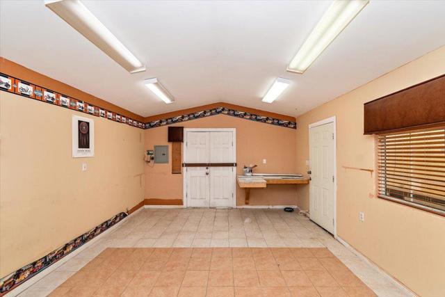 68954 Durango Road, Cathedral City CA: https://media.crmls.org/mediaz/0239e7f5-8554-4f4a-bc86-24af1d8368d7.jpg