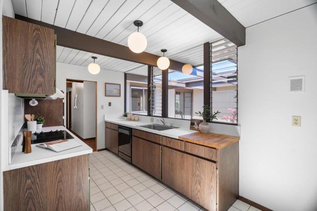 802 Allison Way, Sunnyvale CA: https://media.crmls.org/mediaz/023a1ed4-2840-4fce-932e-a54f229d4fa0.jpg