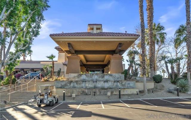 77881 N Woodhaven Dr, Palm Desert CA: https://media.crmls.org/mediaz/023afa7d-f87d-4aba-8134-374b96203509.jpg