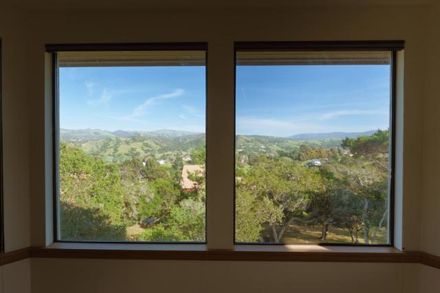 54 Corral De Tierra Road, Salinas CA: https://media.crmls.org/mediaz/023afc52-5cc9-4de8-b8a6-fb808d9257c1.jpg