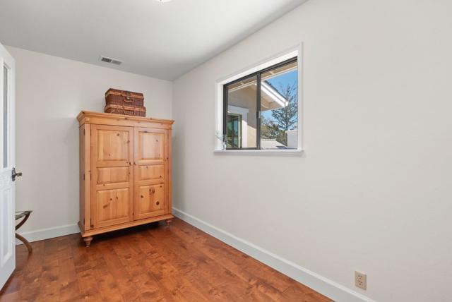 7919 Empire Grade, Santa Cruz CA: https://media.crmls.org/mediaz/023c40fb-df64-454a-9ba0-9118587928da.jpg