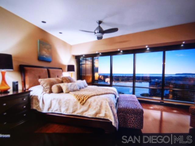 100 Harbor Dr, San Diego CA: https://media.crmls.org/mediaz/023c46c4-f6b4-4224-8c0a-2a1763177a2a.jpg