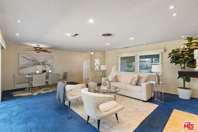 15241 Septo Street, Mission Hills (San Fernando) CA: https://media.crmls.org/mediaz/023c6a9e-6ece-459d-82f2-a29d3ce7b078.jpg