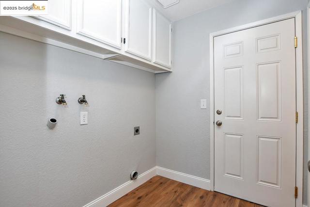 1500 Mellissa Ct, Antioch CA: https://media.crmls.org/mediaz/023cbb4c-d23d-4471-b486-4caa36b0c53b.jpg