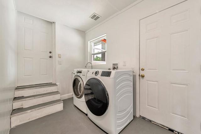 3972 Pepper Tree Lane, San Jose CA: https://media.crmls.org/mediaz/023d0add-3ff6-495c-95e6-b3c673cec773.jpg