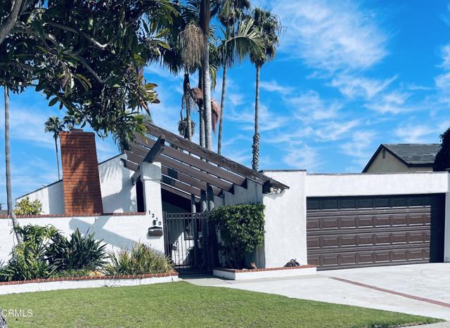 1310 Anza Court, Oxnard CA: https://media.crmls.org/mediaz/023d275e-a0ba-44a8-8750-8d81a1e80702.jpg