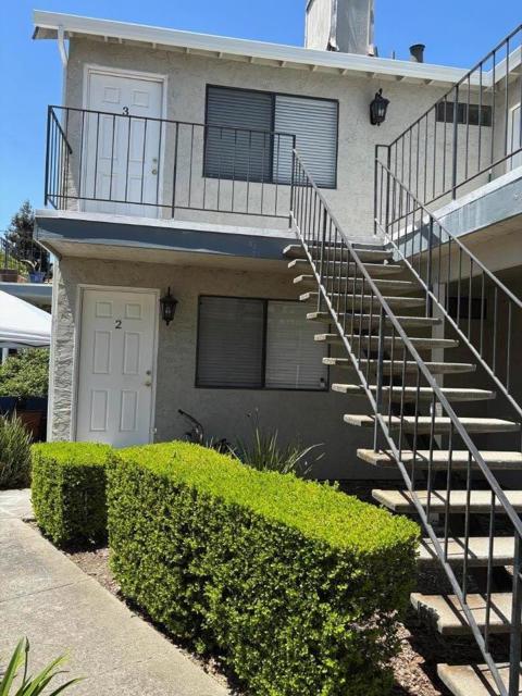 4983 Edgar Court, San Jose CA: https://media.crmls.org/mediaz/023d6831-2d20-4c38-b1a6-96bfe38279af.jpg