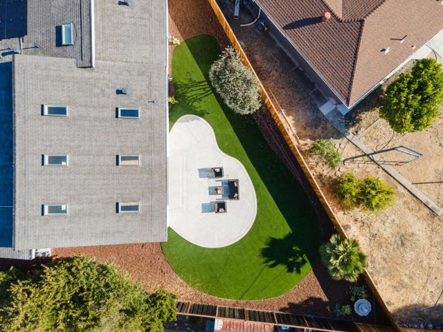 239 Eureka Court, Sunnyvale CA: https://media.crmls.org/mediaz/023d8996-e39b-467f-a1ee-26574517c281.jpg