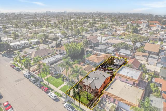 4830 4832 Utah St, San Diego CA: https://media.crmls.org/mediaz/023eb4ed-94c6-4c64-9948-87f0785fac76.jpg