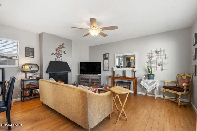 9538 El Cajon Street, Ventura CA: https://media.crmls.org/mediaz/023f77ee-5db0-4288-83a4-051f7c0bfad3.jpg