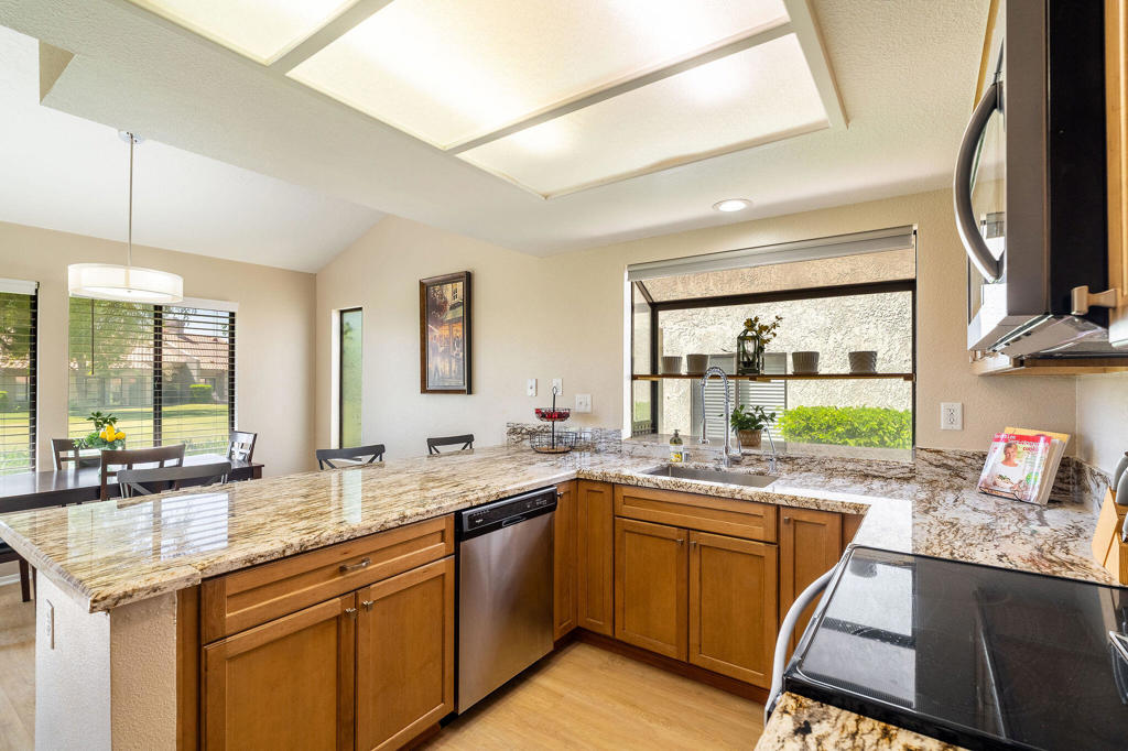 MLS #219138777DA image #10