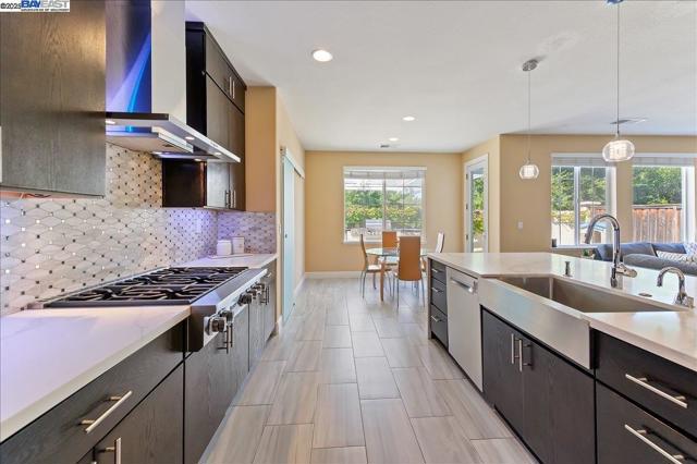 3055 Hastings Way, San Ramon CA: https://media.crmls.org/mediaz/02414a7c-0b50-4d6f-b099-b213c177c075.jpg