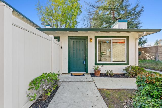 2557 Blue Rock Court, San Jose CA: https://media.crmls.org/mediaz/02428232-41bd-486a-9469-511a76c0bfb0.jpg