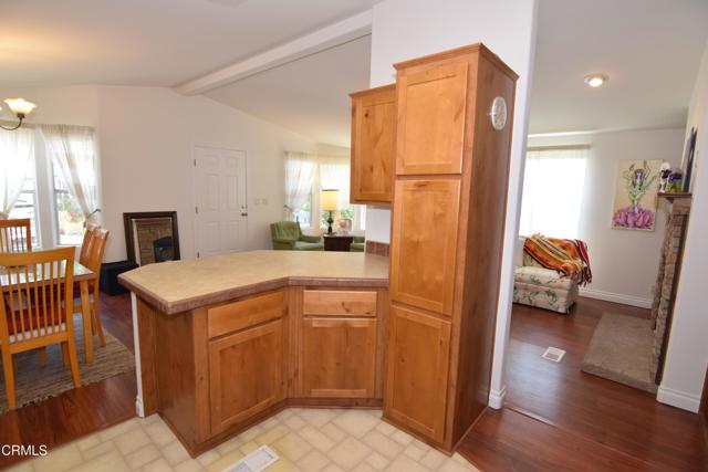 4201 Topanga Canyon Blvd. Boulevard, Woodland Hills CA: https://media.crmls.org/mediaz/02428961-a293-497d-abe9-056bd5f51c04.jpg