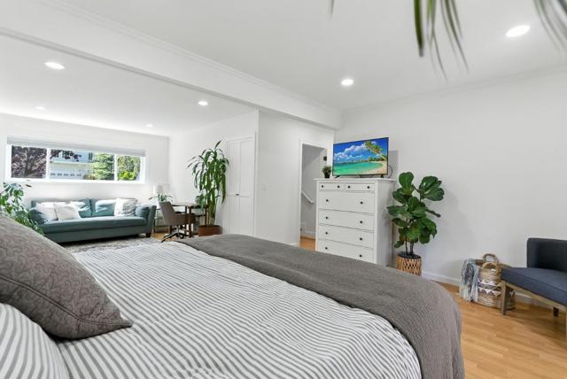 422 Avenue Portola, El Granada CA: https://media.crmls.org/mediaz/0243447f-dcea-406e-b8e5-a176fcaf5f9e.jpg