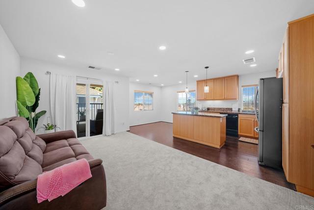 Photo #2: PTP2502261 Listing 