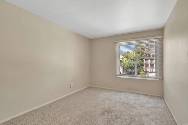 Detail Gallery Image 11 of 21 For 3454 Castle Glen Dr, San Diego,  CA 92123 - 2 Beds | 1/1 Baths