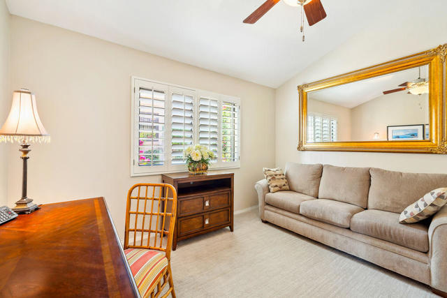 38960 Gladiolus Lane, Palm Desert CA: https://media.crmls.org/mediaz/02452cd2-fa2e-4183-ad4a-a3e3b66e58ac.jpg