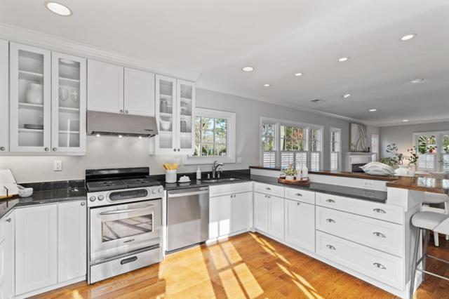 Image 11 of 35 For 230 Leland Avenue