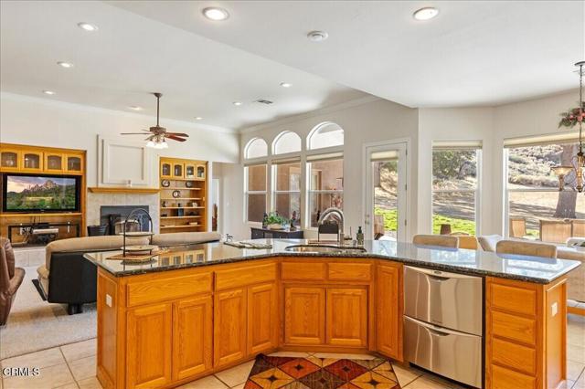 Detail Gallery Image 20 of 54 For 26450 Cumberland Rd, Tehachapi,  CA 93561 - 3 Beds | 2/1 Baths