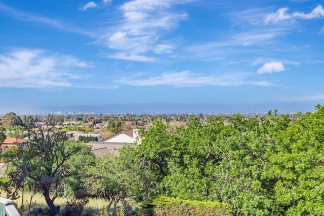 3449 Suncrest Avenue, San Jose CA: https://media.crmls.org/mediaz/024731c8-9ce5-4921-a1ff-161a2609de3b.jpg