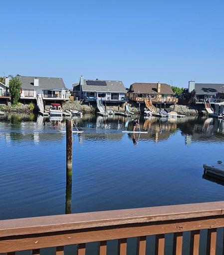 4641 Spinnaker Way, Discovery Bay CA: https://media.crmls.org/mediaz/0247b6d1-d8f1-410c-a667-99ce071ed0e5.jpg