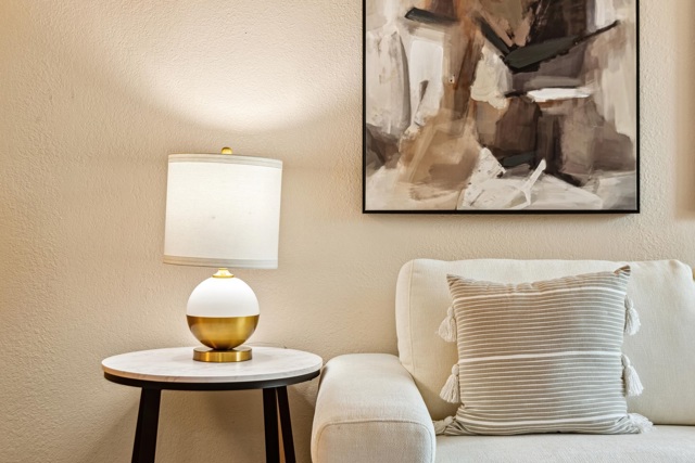 213 Ladera Plz, Union City CA: https://media.crmls.org/mediaz/02489a0f-924e-4d73-9afc-26df74380185.jpg