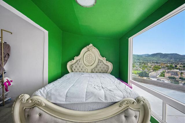 Detail Gallery Image 32 of 35 For 304 Edgerton, San Bernardino,  CA 92405 - 4 Beds | 3 Baths