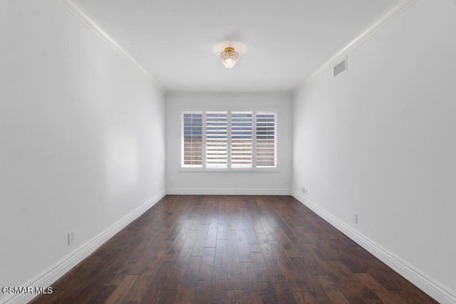 6344 Kerryhill Court, Agoura Hills CA: https://media.crmls.org/mediaz/02492c3a-52d2-45a3-9835-9acb359fa3f3.jpg