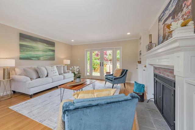 3135 Alameda De Las Pulgas, Menlo Park CA: https://media.crmls.org/mediaz/024a13f6-f22b-4729-8400-5474e94f0127.jpg
