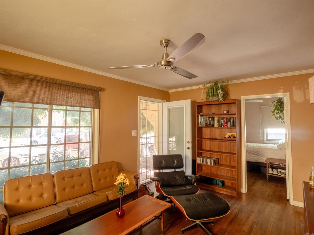 4411 Mcclintock - photo 6