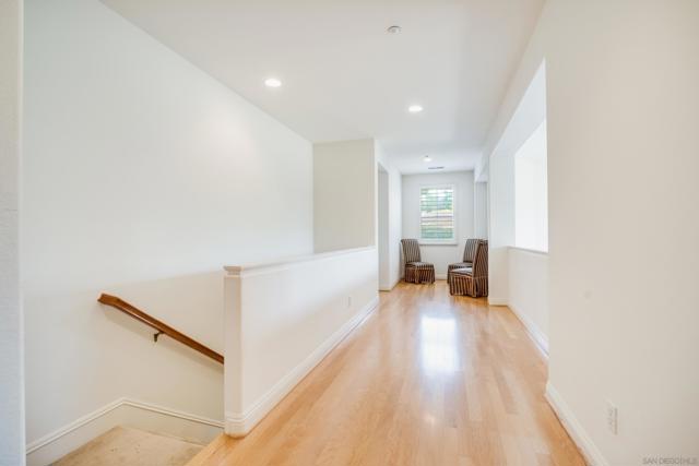 1964 Tracy Ct, Fallbrook CA: https://media.crmls.org/mediaz/024a416b-4460-4153-9f6d-b34fc22dbe1a.jpg