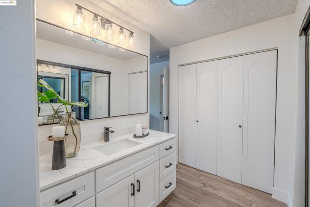 3354 S Francisco Way, Antioch CA: https://media.crmls.org/mediaz/024aa56b-2327-4001-a10c-e9cae793fab1.jpg