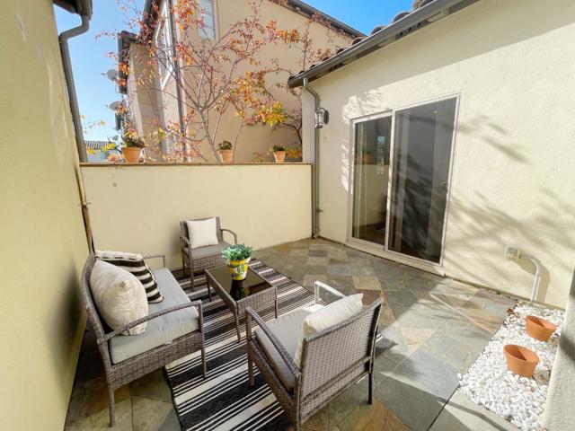 1325 Dahlia Loop, San Jose CA: https://media.crmls.org/mediaz/024b4150-2c4a-4ddc-bb70-bb095d7b1906.jpg