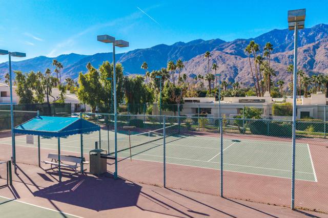 1484 Versailles Drive, Palm Springs, CA 92264