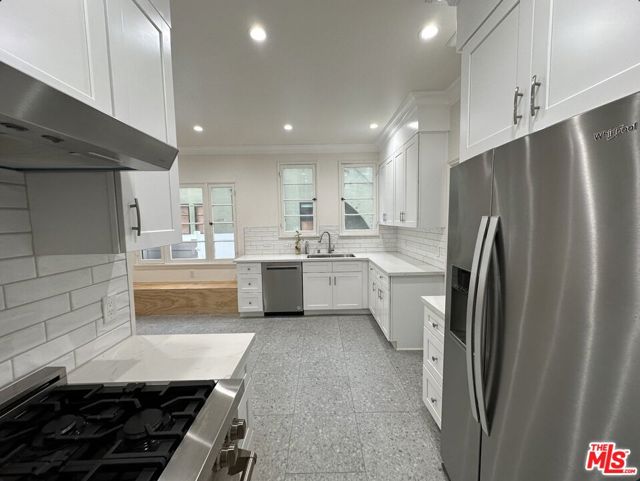 6367 W 6th Street, Los Angeles CA: https://media.crmls.org/mediaz/024d4d91-6b0d-4e60-a682-d14e0d82d2d9.jpg