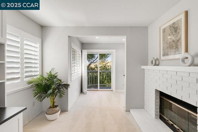 4332 Terra Granada Dr, Walnut Creek CA: https://media.crmls.org/mediaz/024d698d-bfe4-41c8-850b-267cc0da4892.jpg