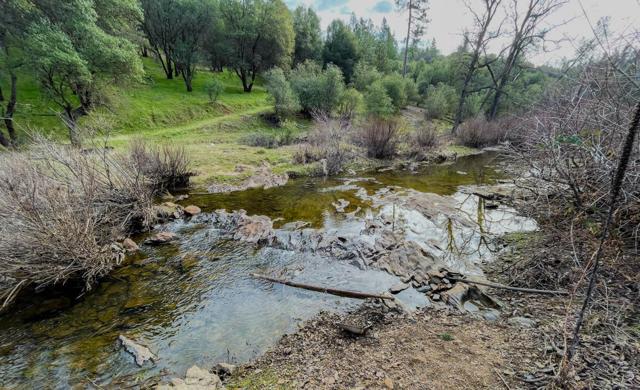 13069 Wells Fargo Drive, Groveland CA: https://media.crmls.org/mediaz/024ee239-9f51-41eb-bd21-6fa7f3914669.jpg