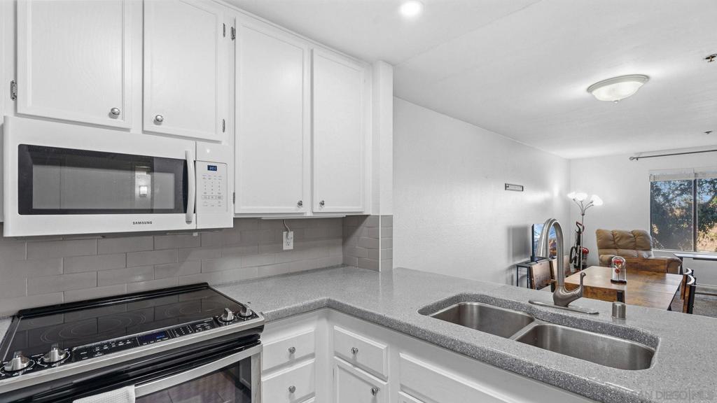 5980 Dandridge Ln - photo 6