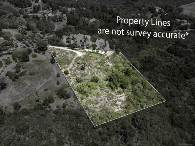 28371 Faircrest Way, Escondido CA: https://media.crmls.org/mediaz/024fb44a-31e5-487d-b51c-4663a3e47793.jpg