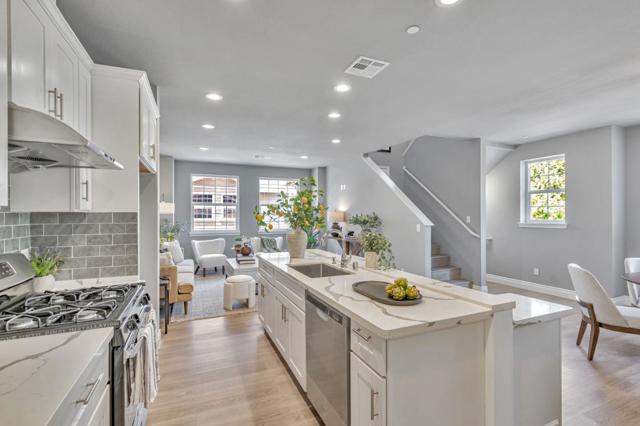803 Maybeck Place, Hayward CA: https://media.crmls.org/mediaz/025063a2-8dd4-44df-9f74-e0800e9d9a09.jpg